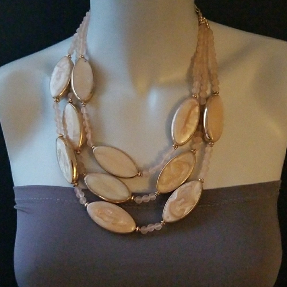 DESIGNER CHICOS MARBLED GLAM STATEMENT NECKLACE